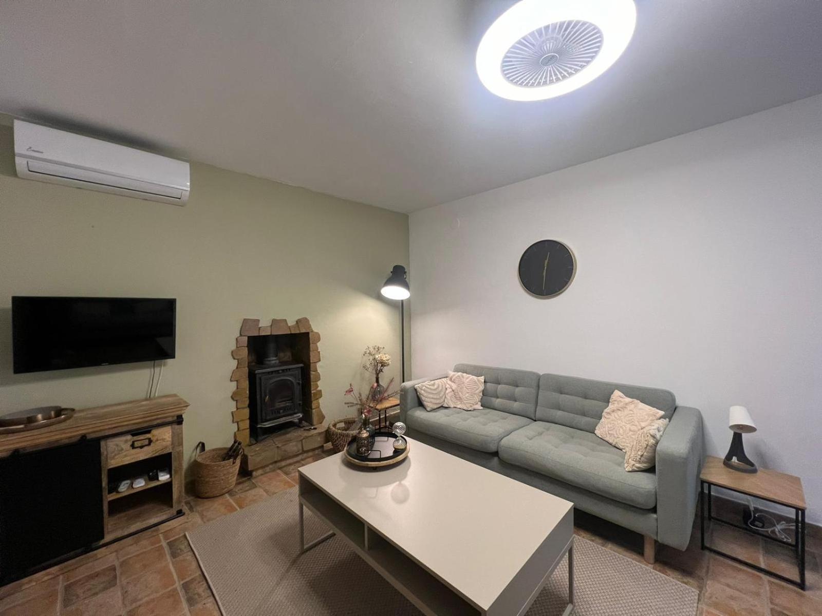 Alemanya 26 With Private Pool Villa Torroella De Montgri Luaran gambar